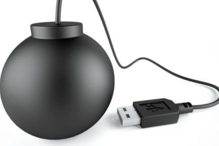 Interneten fenyegetőztek robbantással zalai diáklányok