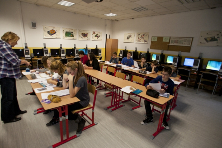 Jövő héten kezdődik a tanítás