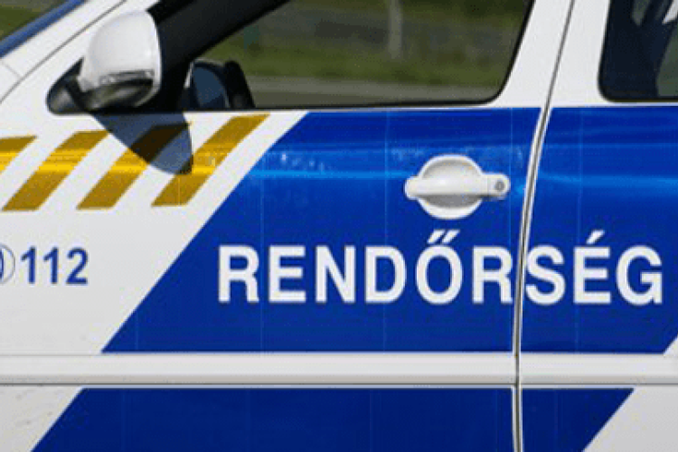 Elsodort egy rendőrt egy görög autós az M5-ös autópályán