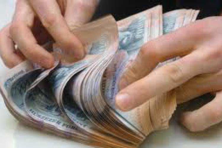 Újra eljöhet a 300-as forintárfolyam 